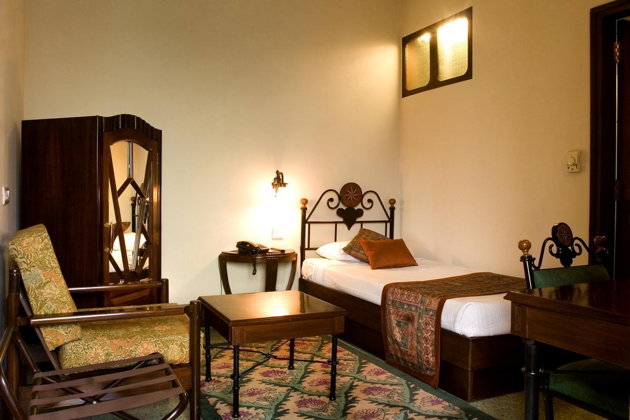 Hotel Broadway Delhi מראה חיצוני תמונה